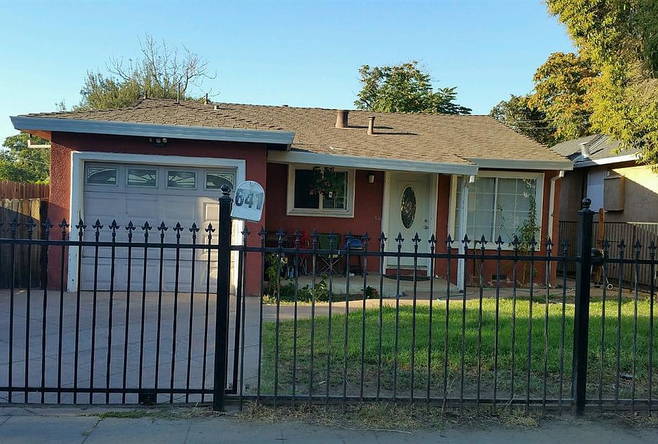 2nd image of 641 E 6th St