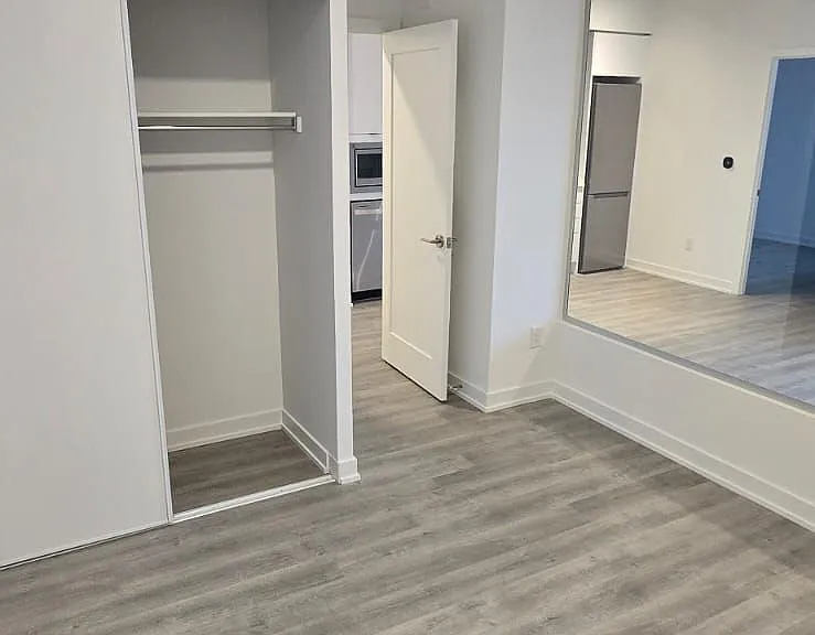 5105 Hurontario St #603 — Photo 13