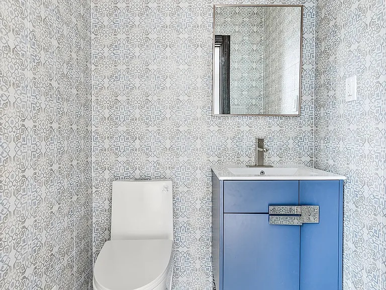 332 Quincy St #2 — Photo 9