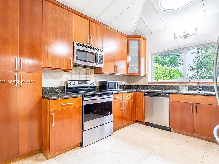 1710 Cleveland Rd — Photo 30