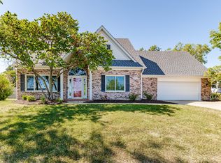 1805 Mills Dr, Columbia, MO 65203