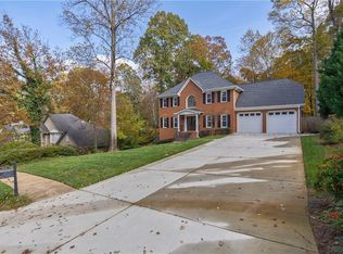 105 Beech Tree Ln, Roswell, GA 30075