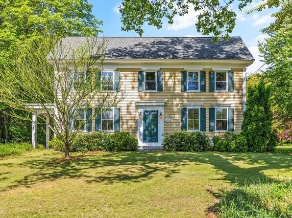 203 Main St, Chelmsford, MA 01863