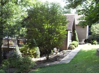 511 Filkorn Dr, Canonsburg, PA 15317