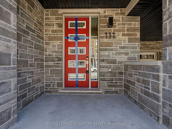3rd image of 111 Avani Ave