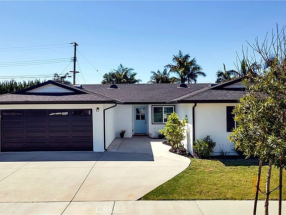 3rd image of 16281 Golden Gate Ln