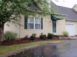 2000 Kensington Pl, Johnson City, TN 37615