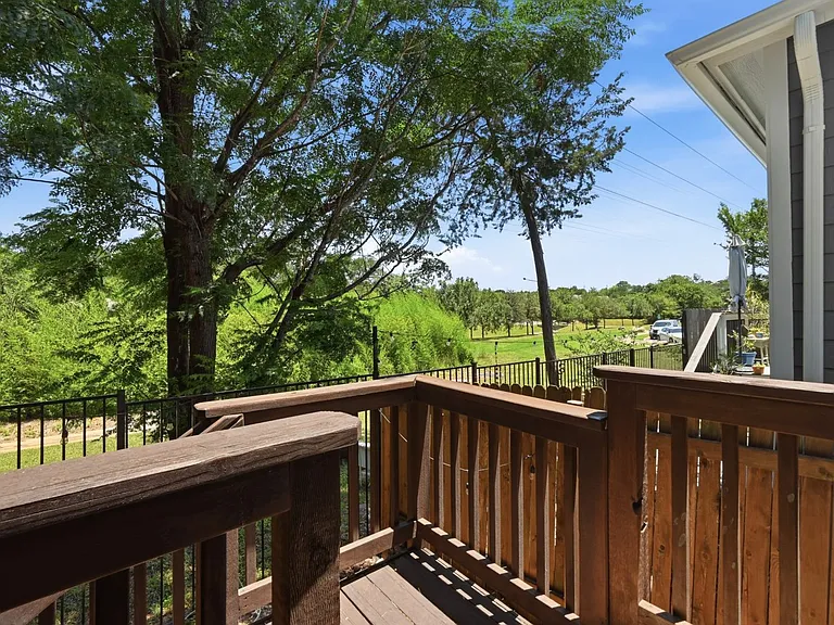 1308 Central Park Ct — Photo 15
