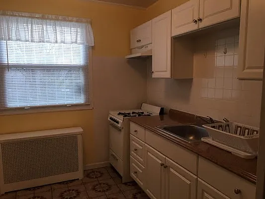 Rented by Dolores Buonocore, LREB | media 34