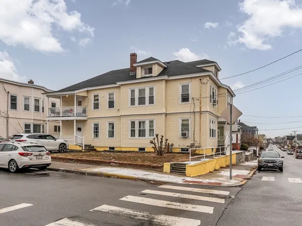 87-87-87A Brookfield St, Lawrence, MA 01843