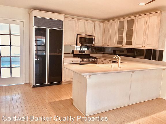 2nd image of 4132 Lake Harbor Ln