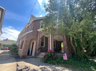 901 W 21st St APT 1, Wilmington, DE 19802