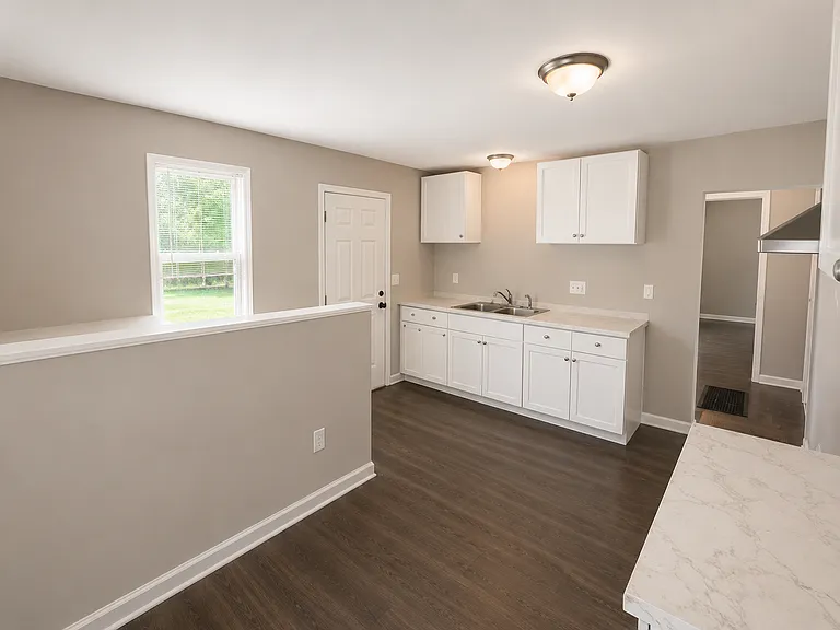 24 Vierling Dr — Photo 5