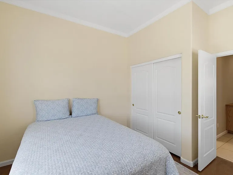 15806 N 107th Pl — Photo 20