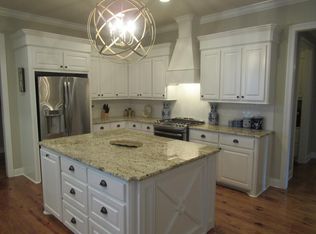 4 Audubon Place, Natchez, MS 39120