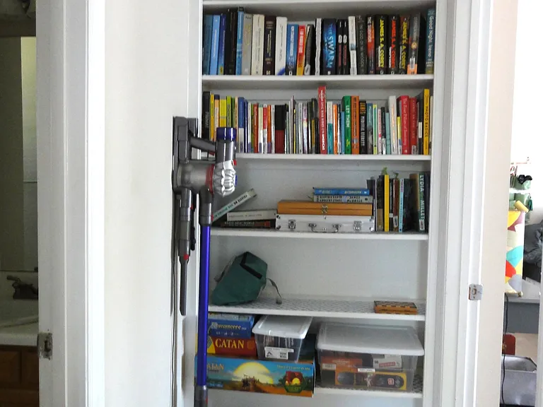 320 Hallwood Ct — Photo 25