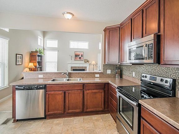 5th image of 6102 Highlander Dr