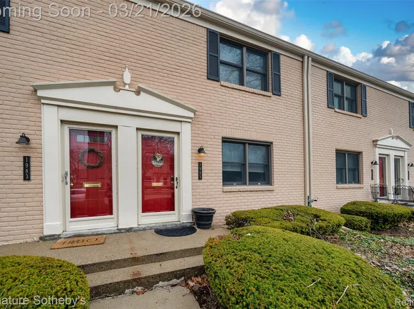 1985 Graefield Rd, Birmingham, MI 48009