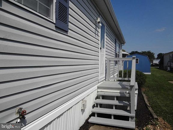 5th image of 24 Lee Dr
