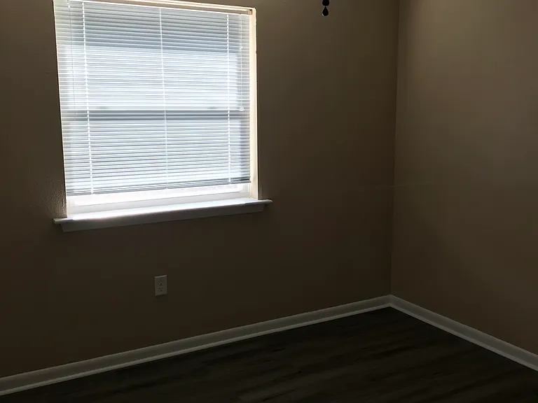 118B G St — Photo 1