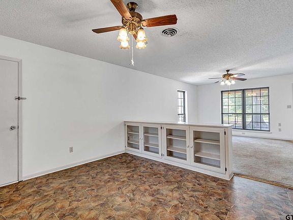 4th image of 20841 Niceview Dr
