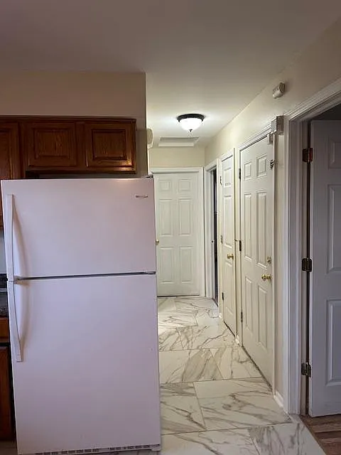 Kitchen hallway
