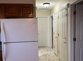 7629 W 64th St #2, Summit Argo, IL 60501