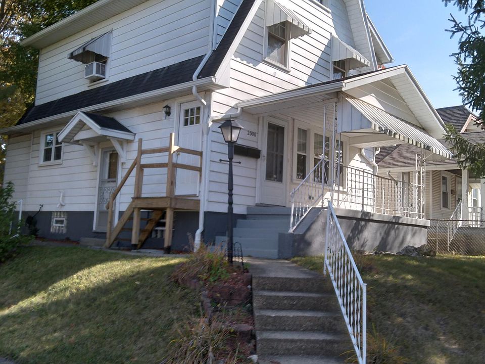 1st image of 2000 Rosemont Blvd