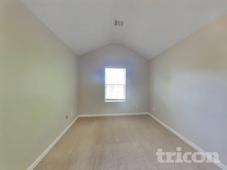 4370 Rainer Dr — Photo 17