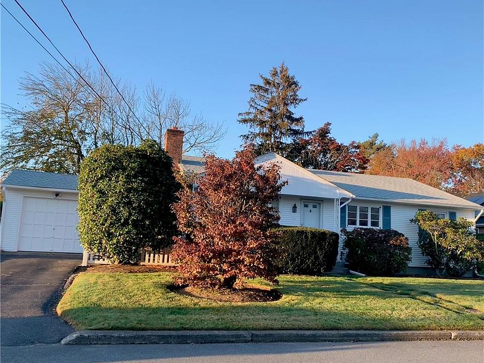1st image of 21 Vista Dr