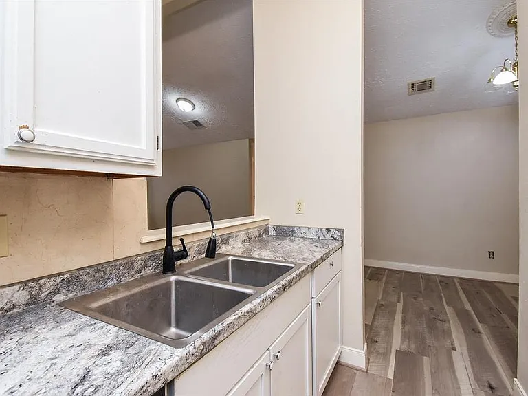 7117 Haven Creek Dr — Photo 20