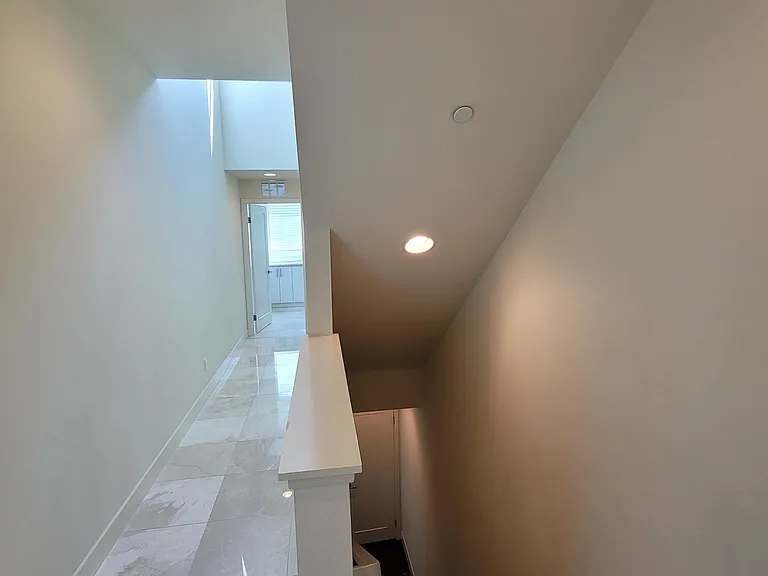Third level landing