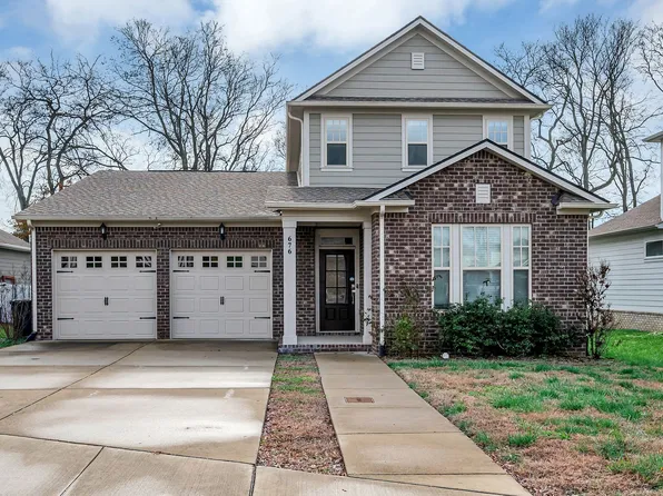 676 Nottingham Ave, Hendersonville, TN 37075