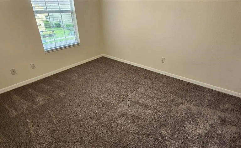 536 Cresting Oak Cir #10 — Photo 9
