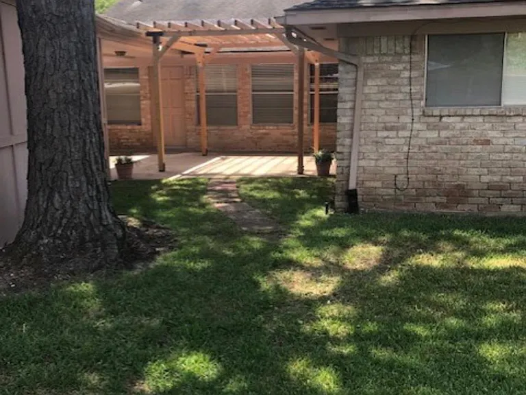 Park Tree Ln — Photo 20