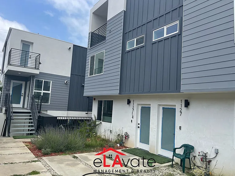 1127 N Virgil Ave — Photo 9