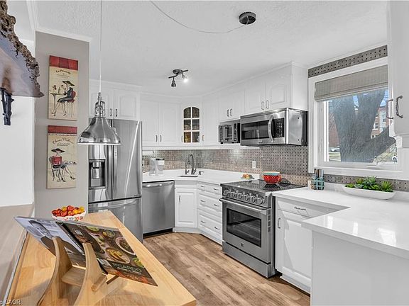 5th image of 296 Weber St E