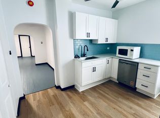 1839 S Racine Ave #2F, Chicago, IL 60608