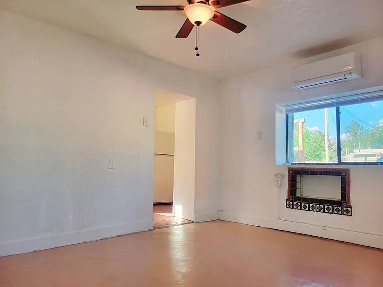 393 E San Miguel St — Photo 5