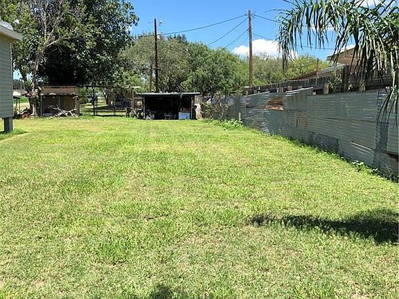5th image of 7492 Delfina St