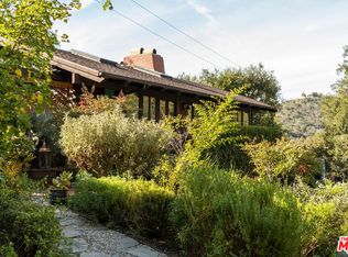 264 Muerdago Rd, Topanga, CA 90290