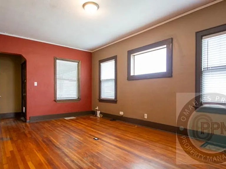 3425 N 45th St — Photo 3
