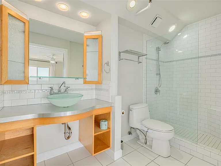 7432 Sunshine Skyway Ln S #704 — Photo 18