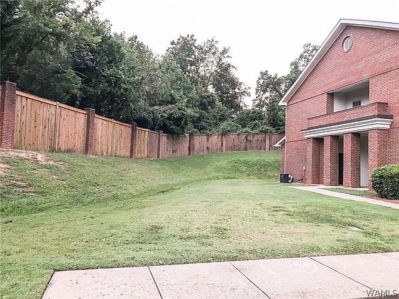 3rd image of 3218 Veterans Memorial Pkwy APT 712
