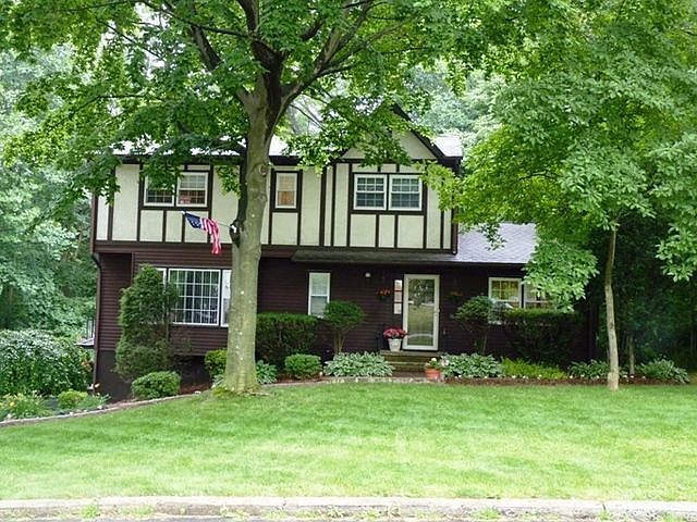 1st image of 14 Jean Ln