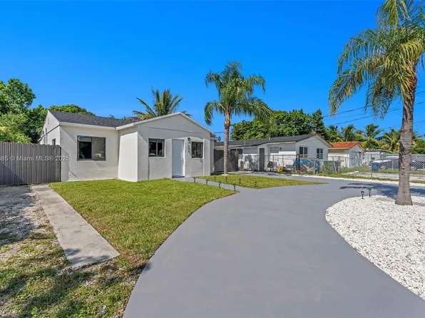 889 NW 102nd St, Miami, FL 33150