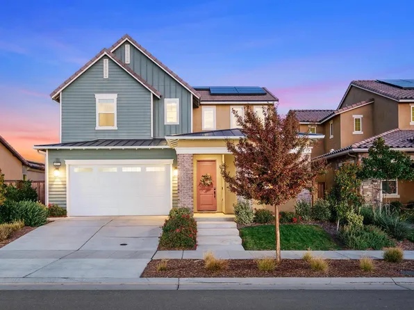 4377 Vineyard Dr, Madera, CA 93636