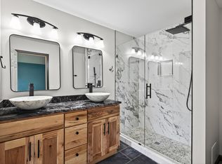 17248 72nd Ave N #1405, Maple Grove, MN 55311