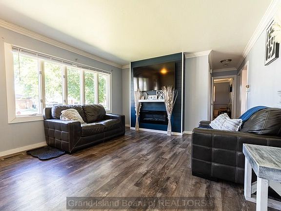 5th image of 2815 Cottage St
