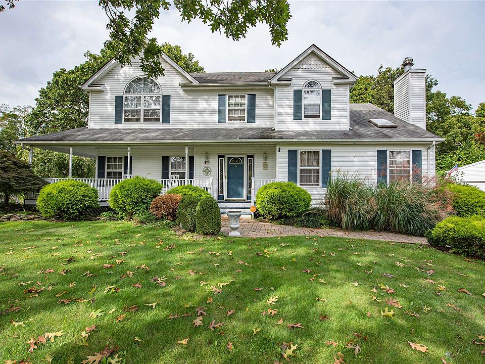 15 Rock Island Road, Centereach, NY 11720 Zillow